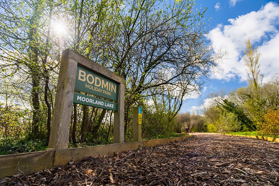 paths and woodland walks at Bodmin Holiday Park