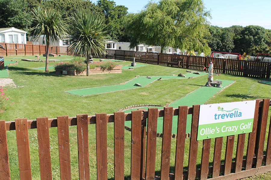 crazy golf course at Trevella Holiday Park