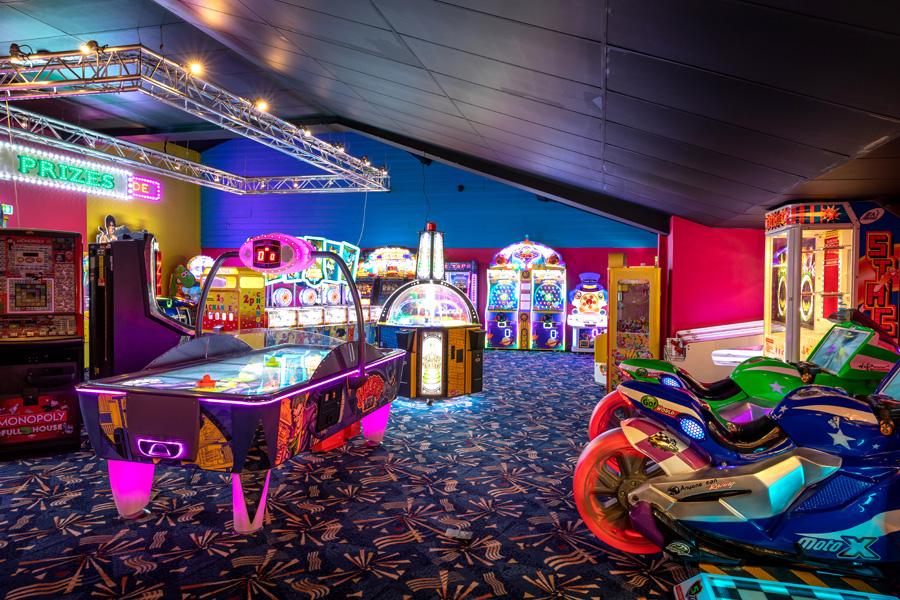 amusement arcade at Dovercourt Holiday Park