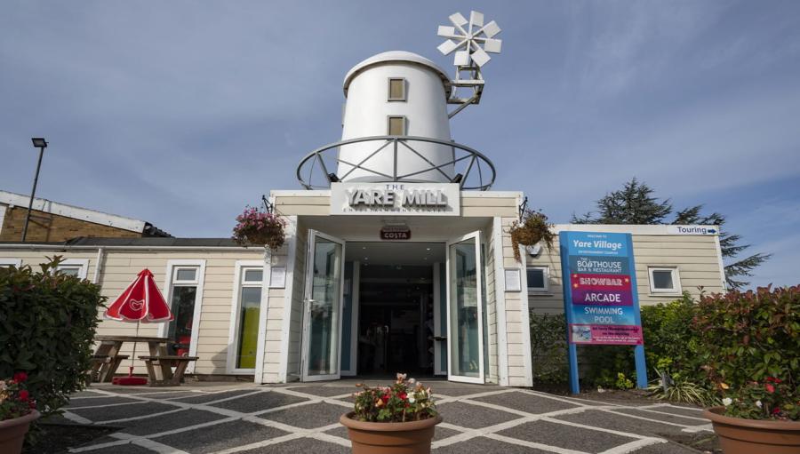 enterance to the venue at Breydon Water Holiday Park