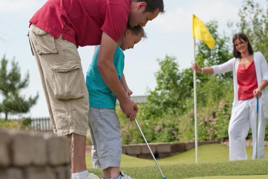 crazy golf at Cala Gran Holiday Park