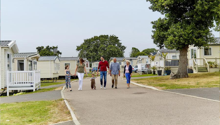 caravan holidays in Clacton at Highfield Grange Holiday Park