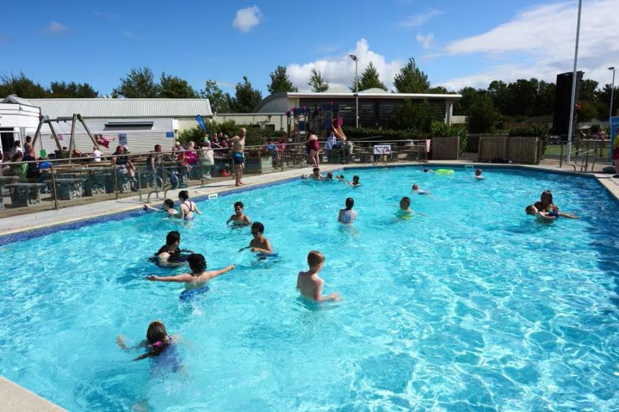 outdoor swimming pool at Lakeland Holiday Park