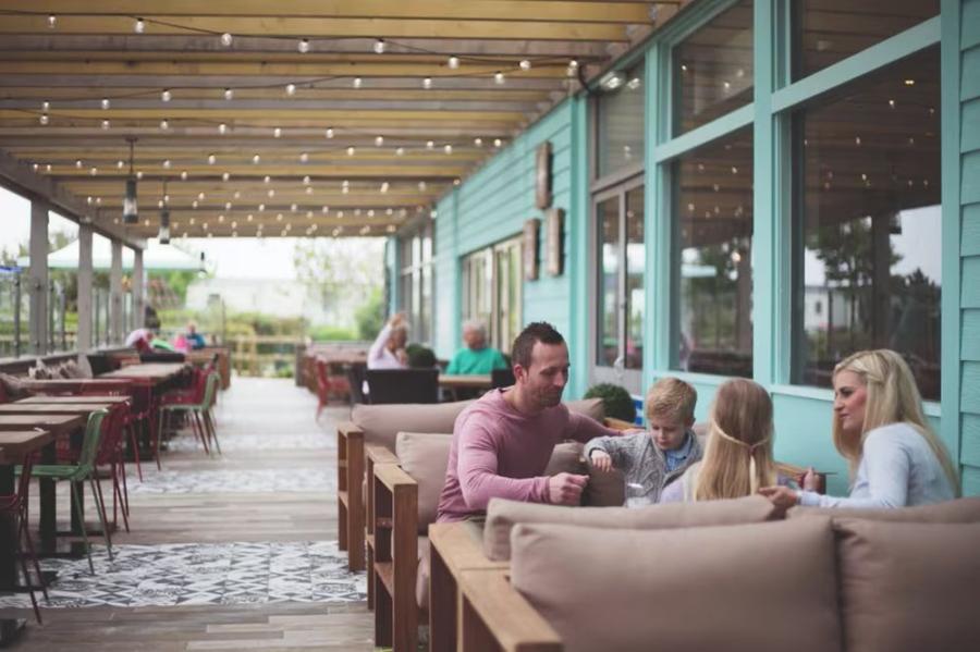 dining out at the venue at Reighton Sands Holiday Park