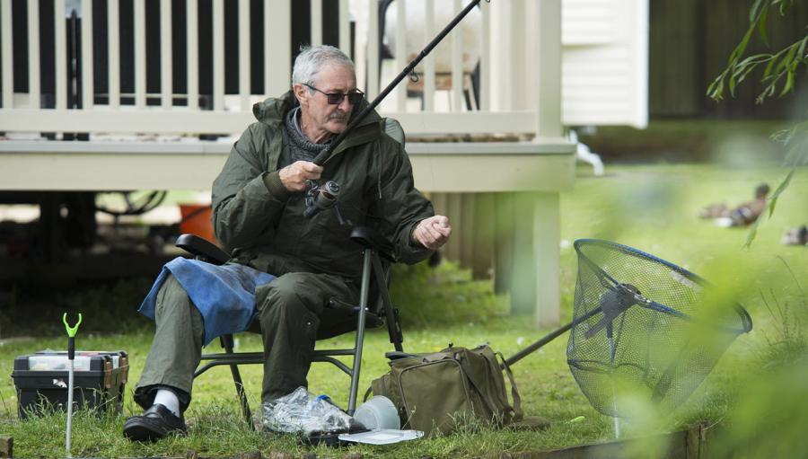 fishing at Weeley Bridge Holiday Park