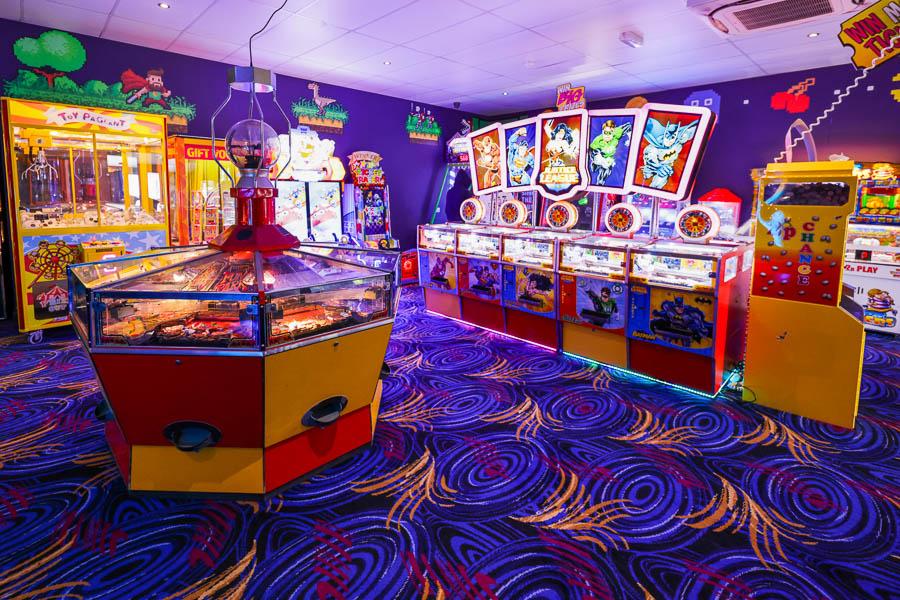 indoor amusement arcade at Harts Holiday Park