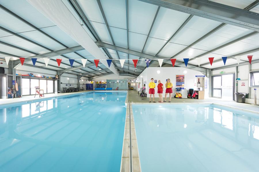 indoor swimming pool at Harts Holiday Park