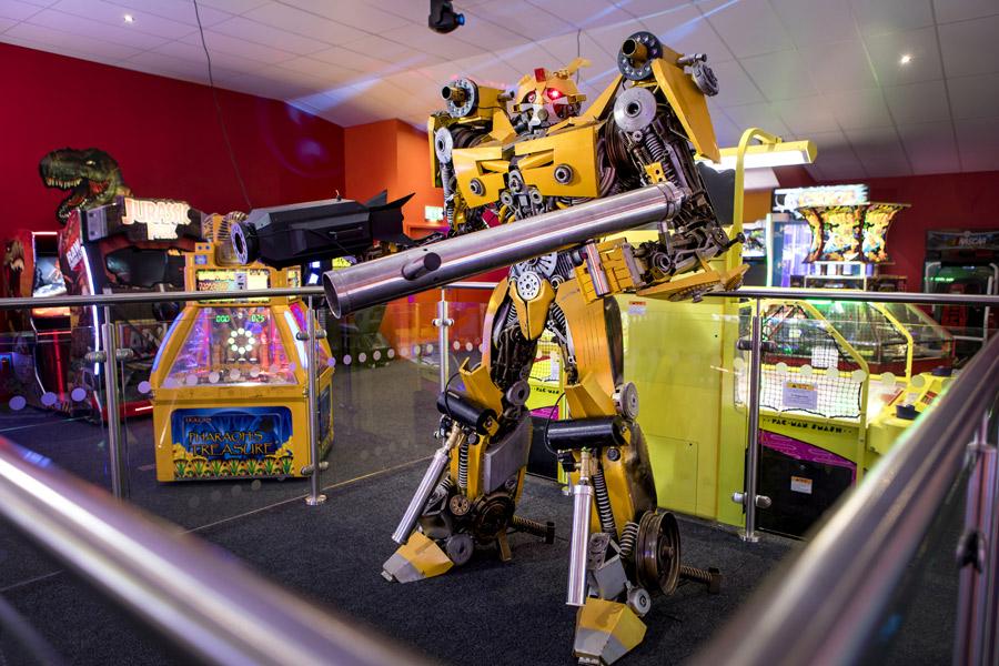 modern amusement games in the arcade at New Beach Holiday Park