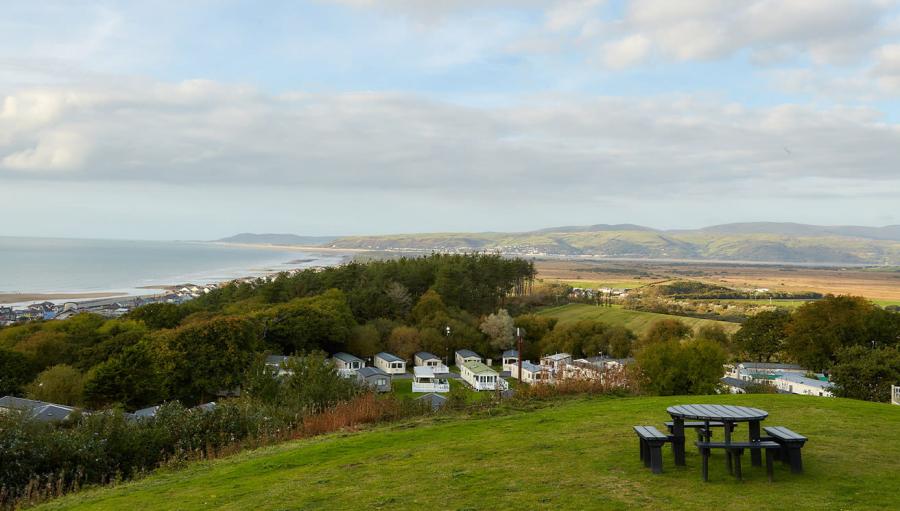 Brynowen Holiday Park caravans and lodges by the beach in Wales